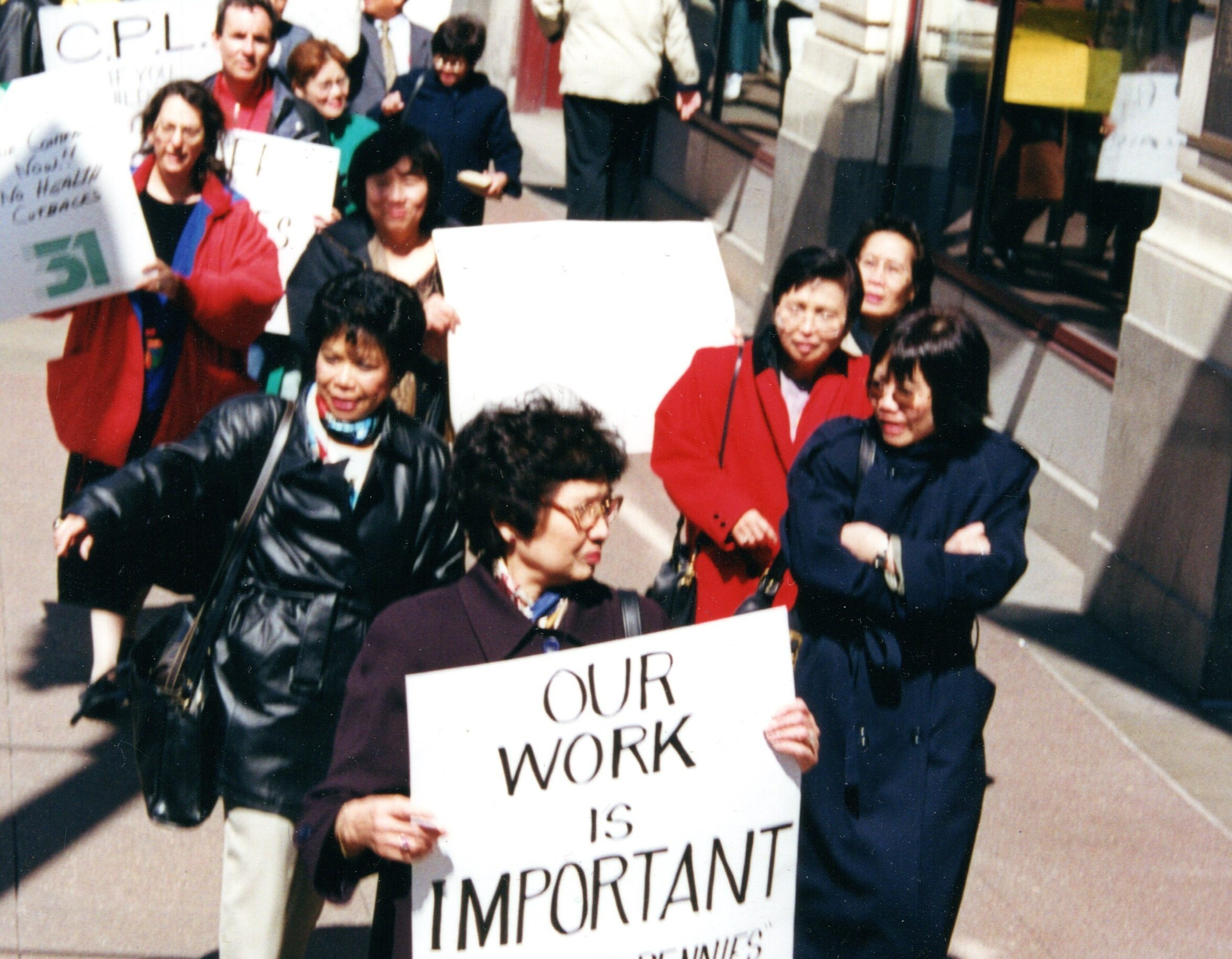 members of Local 1215 on strike